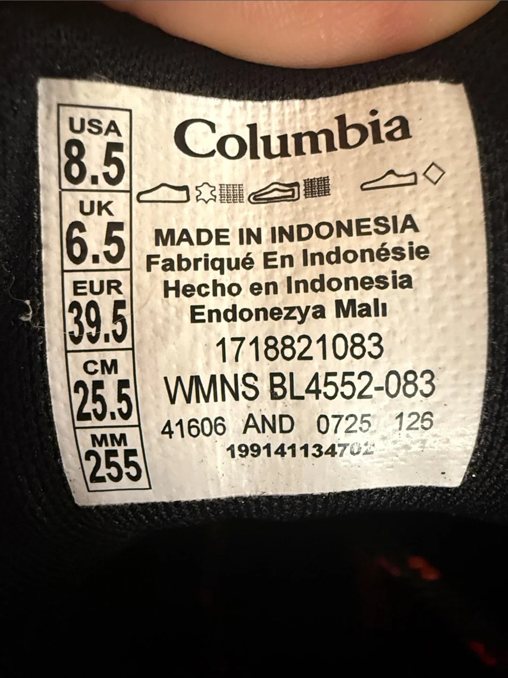 Columbia 8.5 Newton Ridge Plus Waterproof Cloud Grey Black Hiking Boot Red Laces